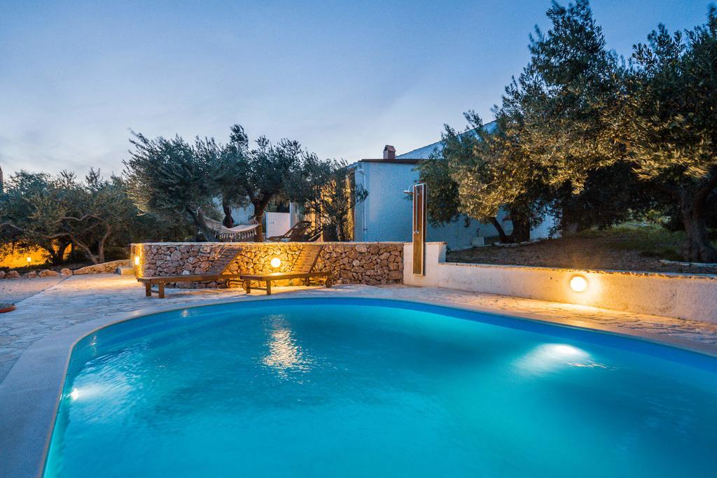 Holiday Home Zlatni San - Private Heated Pool Bol Ruang foto