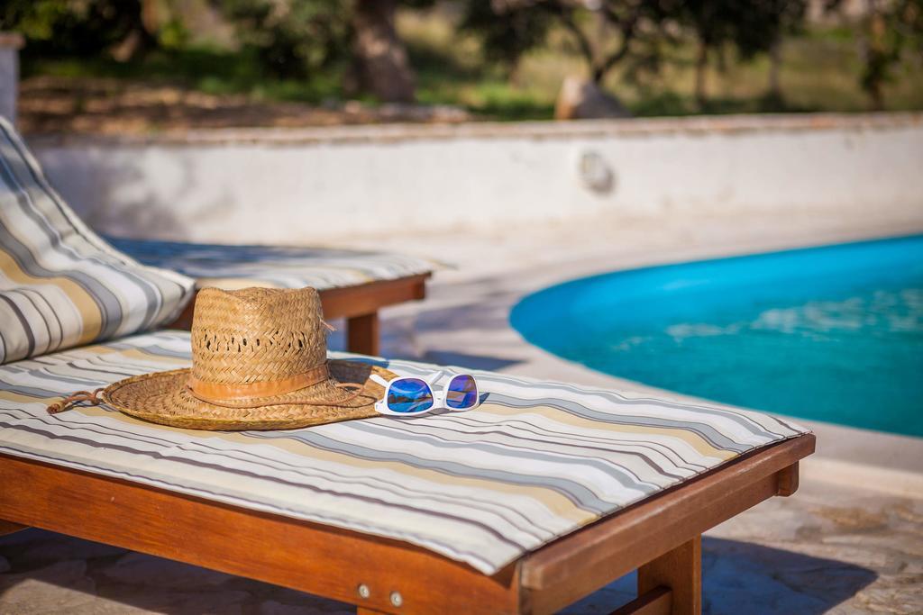 Holiday Home Zlatni San - Private Heated Pool Bol Ruang foto